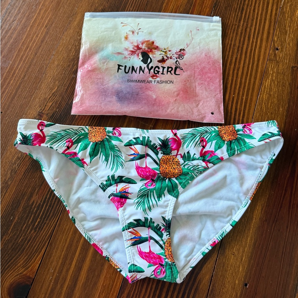 NWT FunnyGirl Tropical Pineapple & Flamingo Bikini Bottoms - White